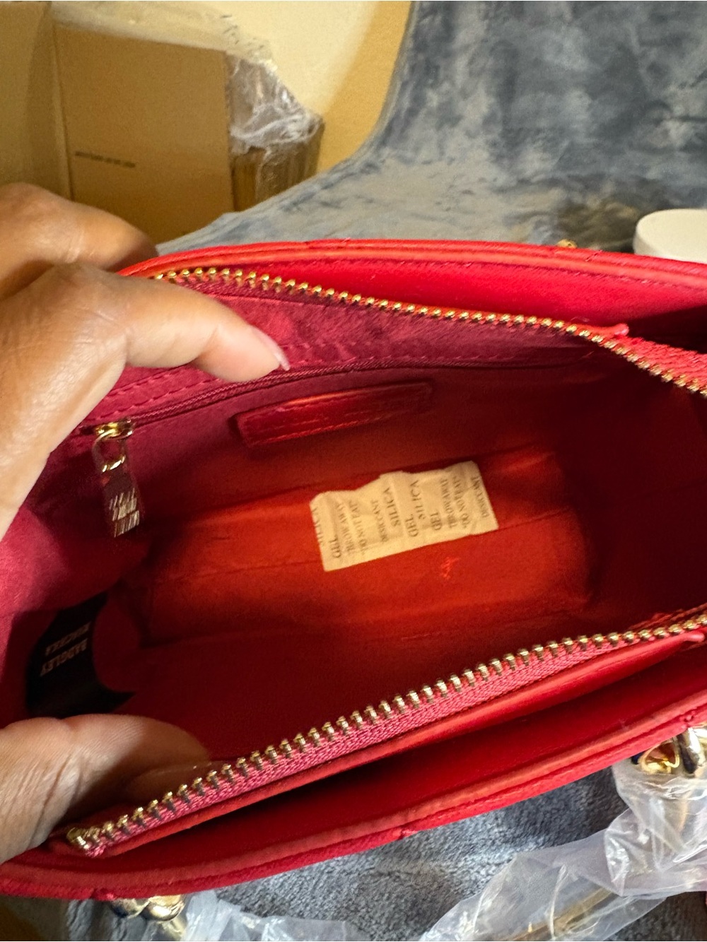 Badgley Mischka red Quilted Tote Bag with Gold Hardware - Picture 6 of 8